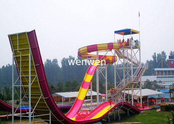 Giant Boomerang Zjeżdżalnia wodna z włókna szklanego Auqa Slide For Family Fun Amusement Park
