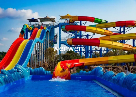 1 Rider Water Park Slide Zbudowany z trwałego włókna szklanego i obciążenia 1Rider/Slide