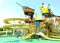 OEM Anti Ultraviolet Aqua Playground Piracki statek zjeżdżalnia do parku kurortowego